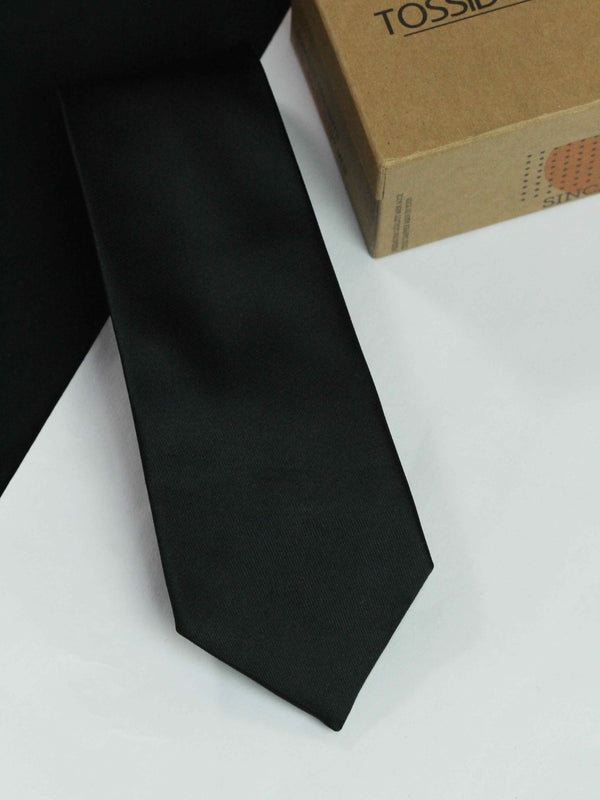 Ash Solid Black Necktie