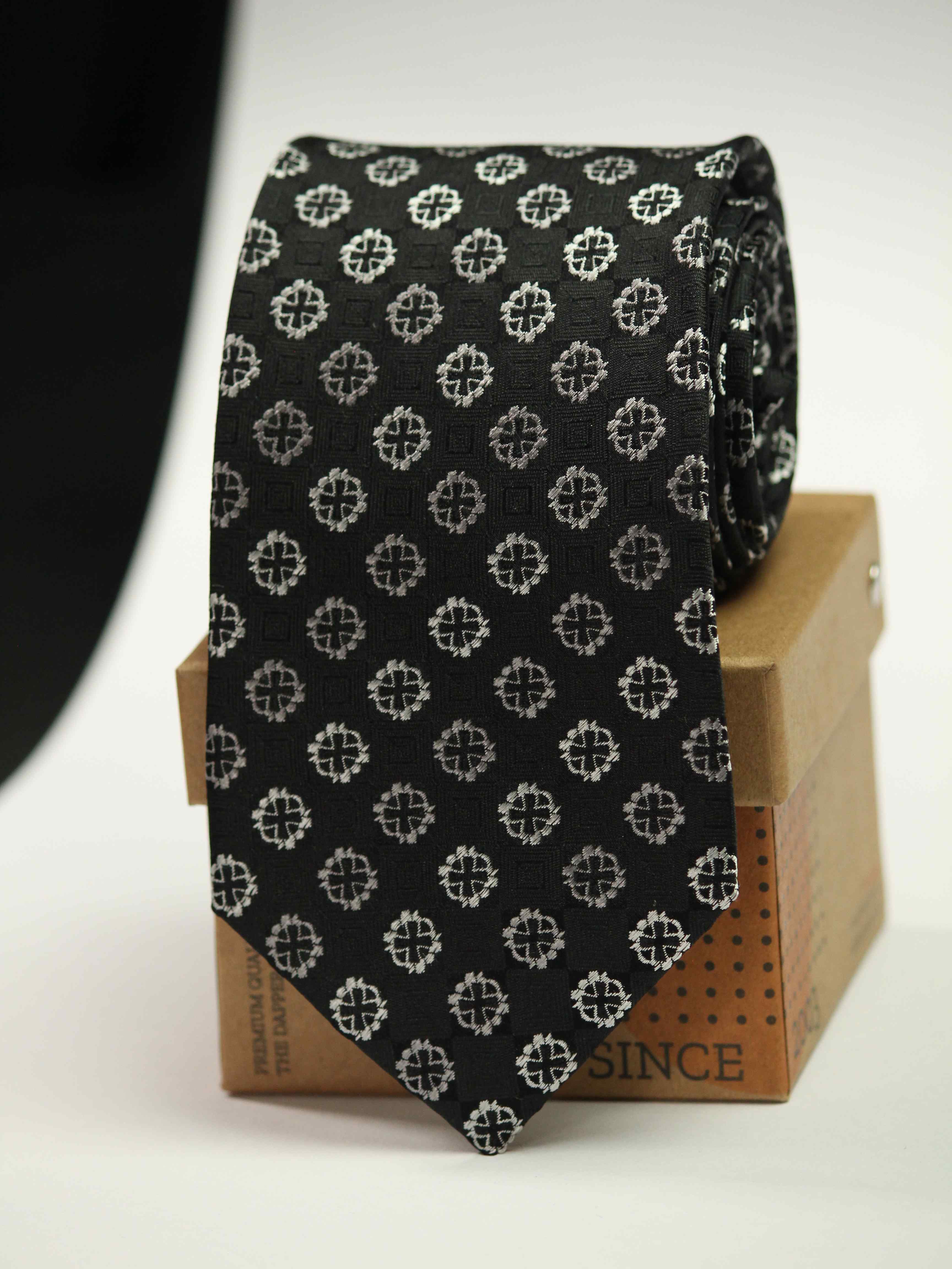 Black outlet silk tie