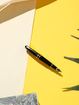 Black Fountain Pen Brooch - TOSSIDO