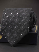 Black Geometric Broad Necktie - TOSSIDO