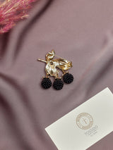 Black & Gold Blackberry Brooch - TOSSIDO
