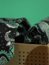Black Paisley Printed Necktie and Pocket Square Set - TOSSIDO
