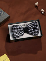 Black & White Geometric Knitted Bowtie - TOSSIDO