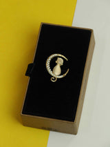 Crescent Moon Brooch - TOSSIDO
