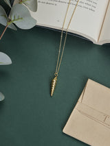 Gold Spiral Shell Pendant Necklace - TOSSIDO