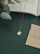 Gold Ace of Hearts Pendant Necklace - TOSSIDO