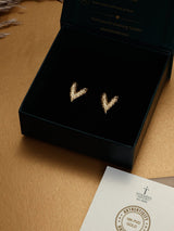 Gold Hammered V Heart Stud Earrings - TOSSIDO
