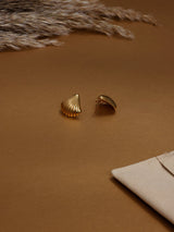 Gold Seashell Stud Earrings - TOSSIDO