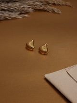 Gold Seashell Stud Earrings - TOSSIDO