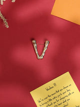 Golden Alphabet V Brooch - TOSSIDO