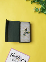 Graceful Bird Brooch with Crystal Accents - TOSSIDO