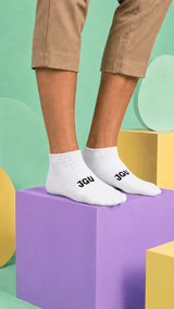 JGU White Ankle Socks - TOSSIDO