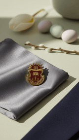 Maroon & Gold JGU Crest Lapel Pin - TOSSIDO