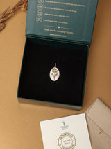 Mother of Pearl Flower Medallion Pendant - TOSSIDO