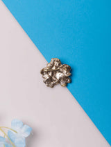 Navy Blue White Floral Brooch - TOSSIDO