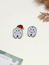 Santa Hat Tooth & Smiling Tooth Enamel Pin Set of 2 - TOSSIDO