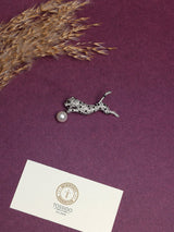 Silver Crystal Leopard Pearl Brooch - TOSSIDO