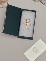 White Doctor Girl Brooch - TOSSIDO