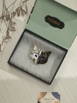 White Fox Brooch - TOSSIDO