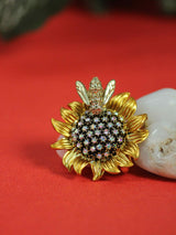 Yellow Metal Bee & Sunflower Brooch - TOSSIDO