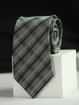 Grey check necktie in woven microfiber, close-up