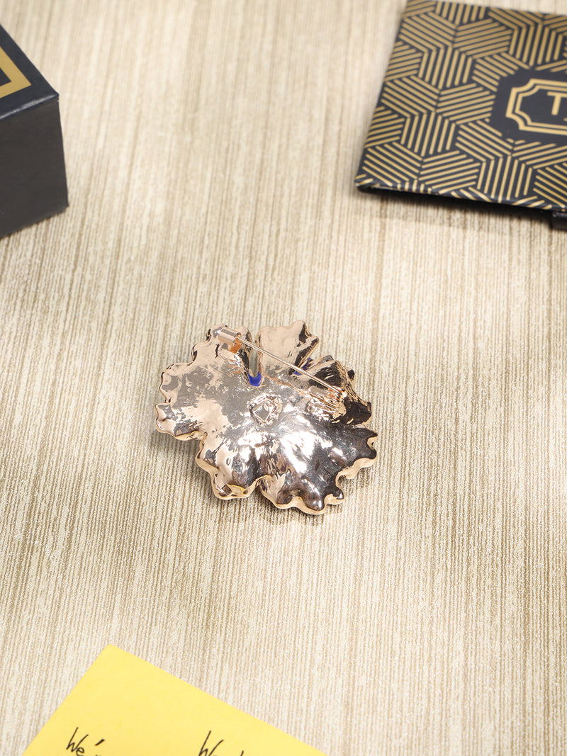 Pearl in Flower Brooch