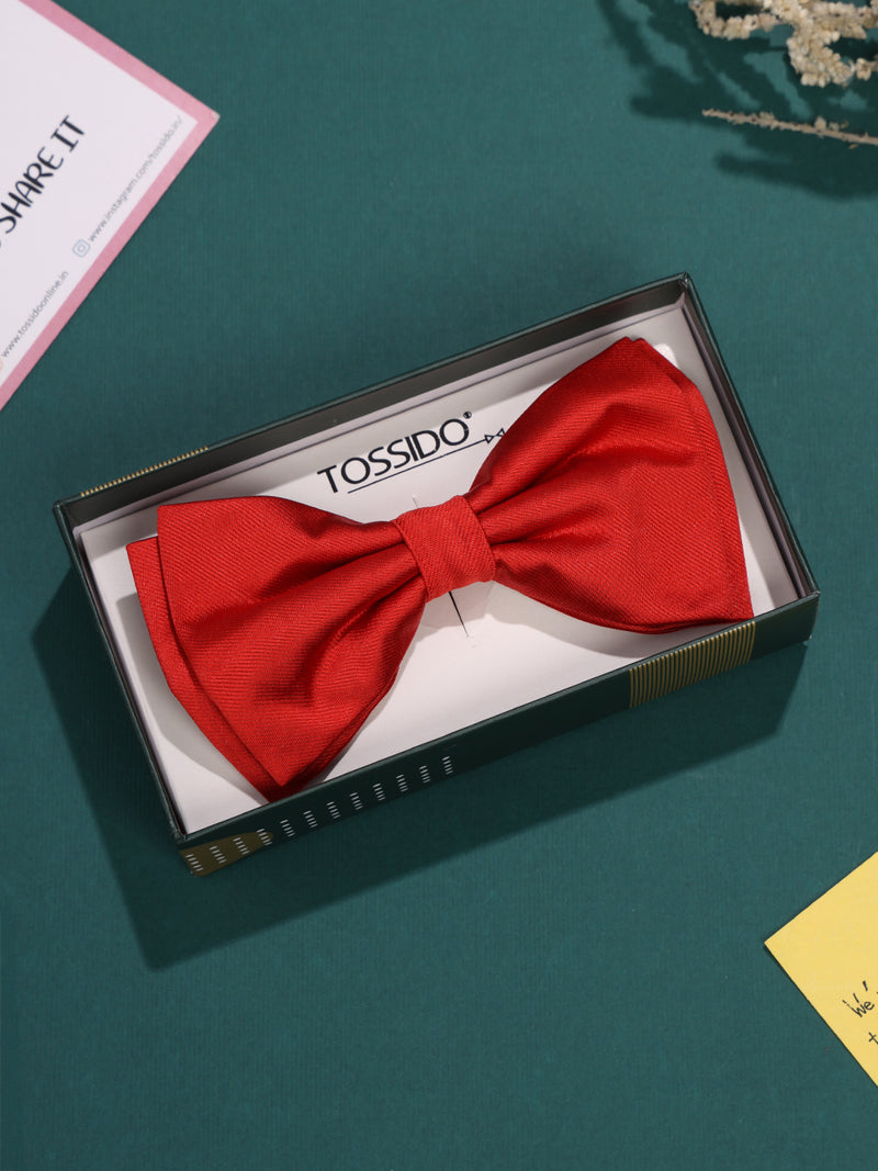 Red Solid Bowtie