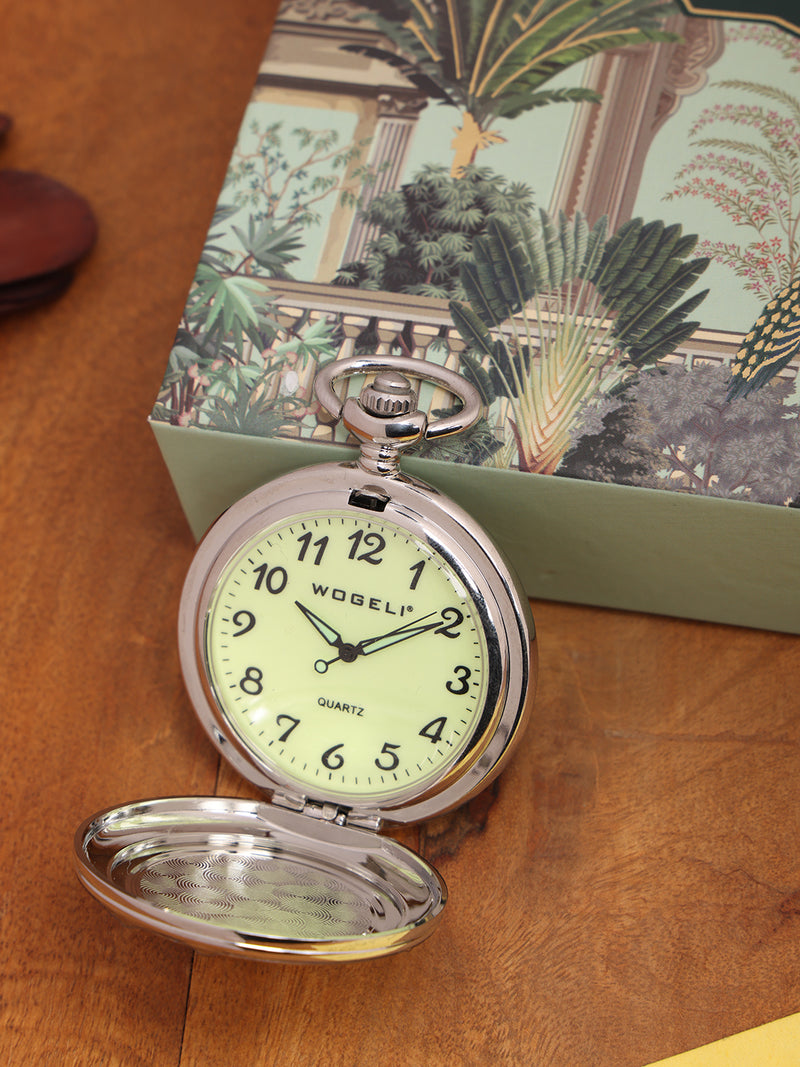 Classic Quartz Pocket Watch – Silver Finish