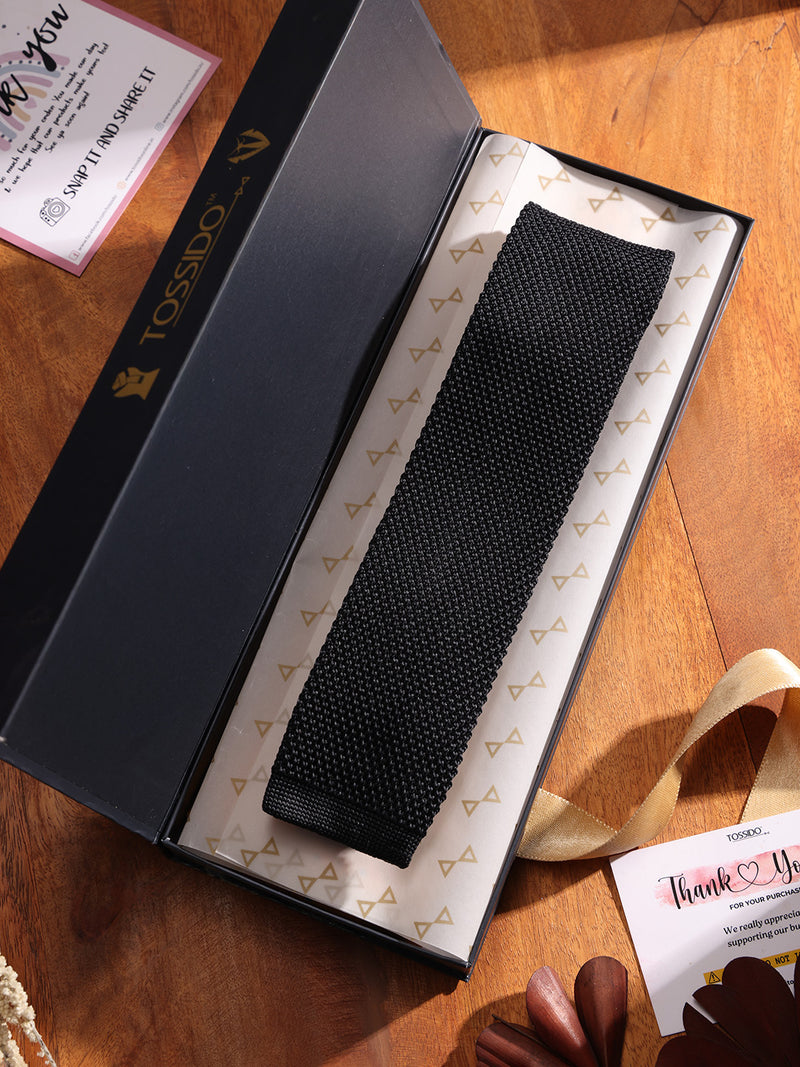 Black Solid Knitted Necktie