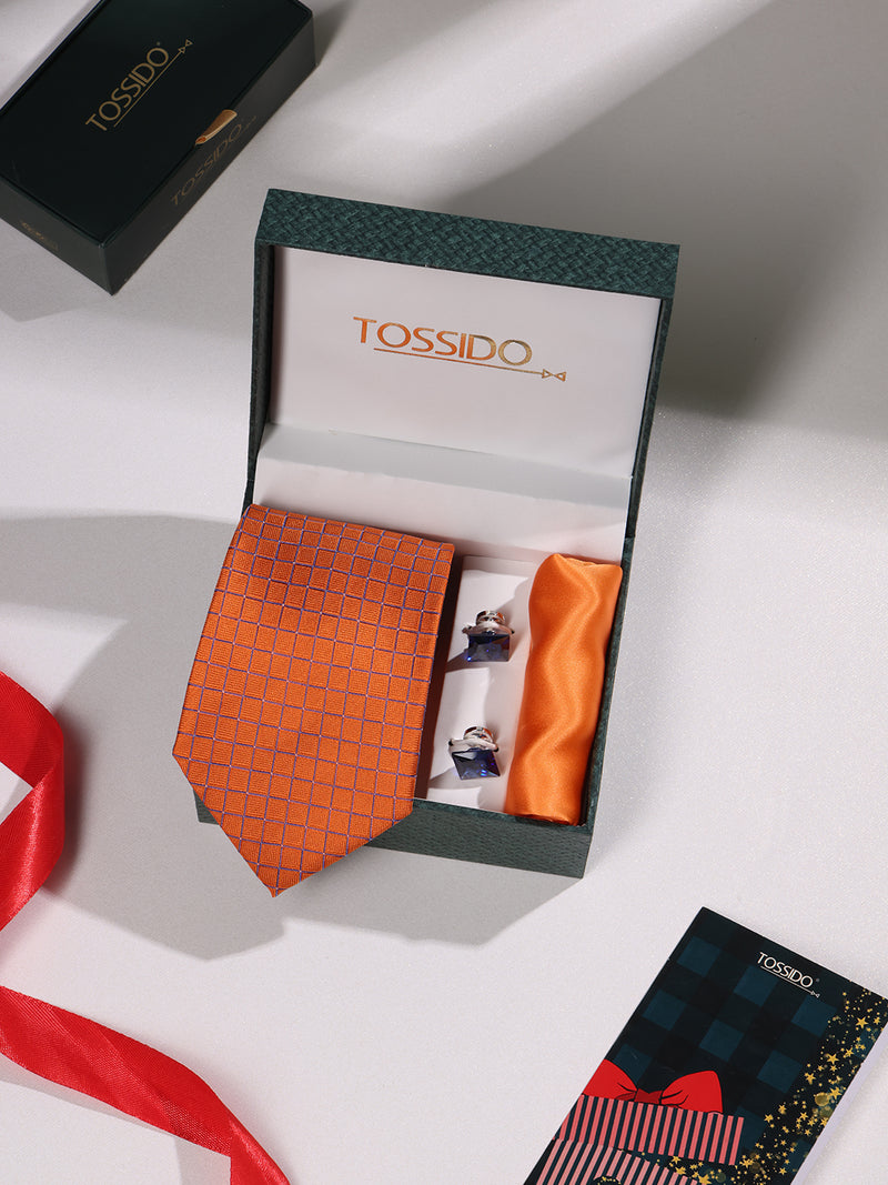 The Bold Check Gift Set