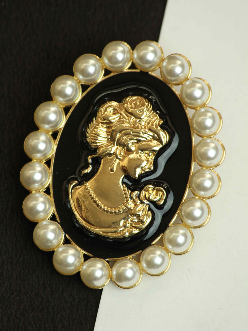 Hera Brooch