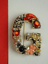 Multicolor Alphabet G Brooch