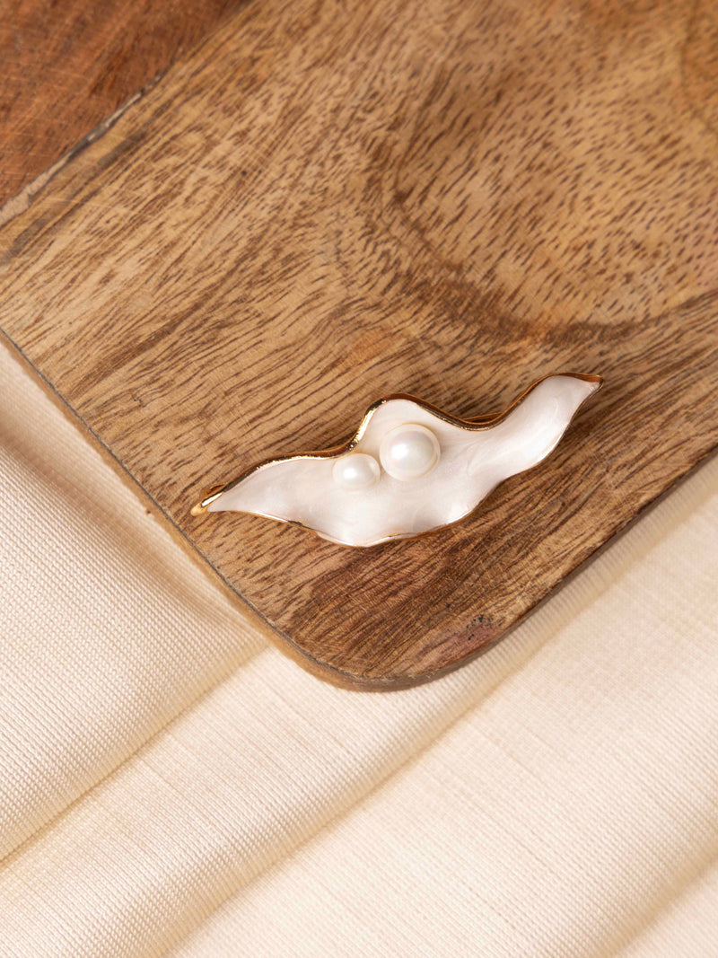 Pearl Pod Brooch