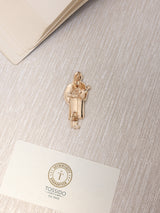 Woman Judge with Gavel Brooch - TOSSIDO