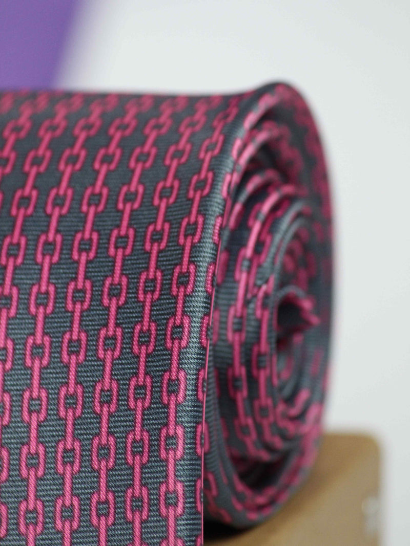 Pink Geometric Broad Necktie