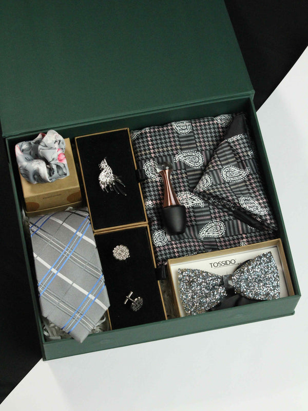"Silk Treasures: Gift-Boxed Men's Silk Accessories Gem"