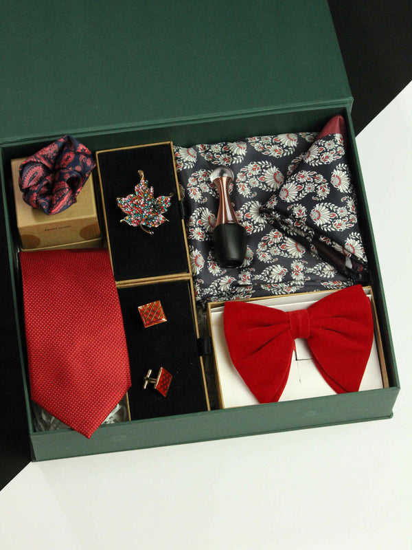 "Enchanting Silk: Gift-Boxed Men's Silk Accessories Set"