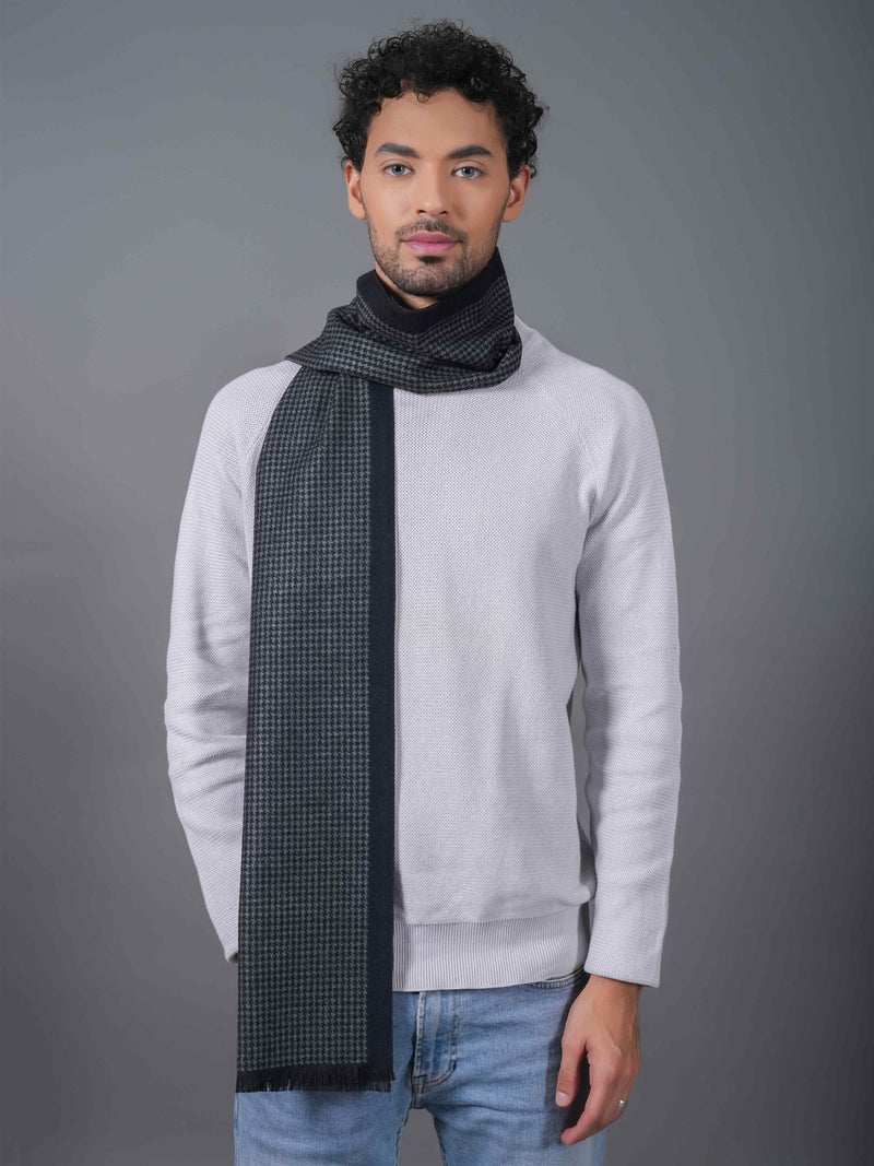 Grey Geometric Muffler