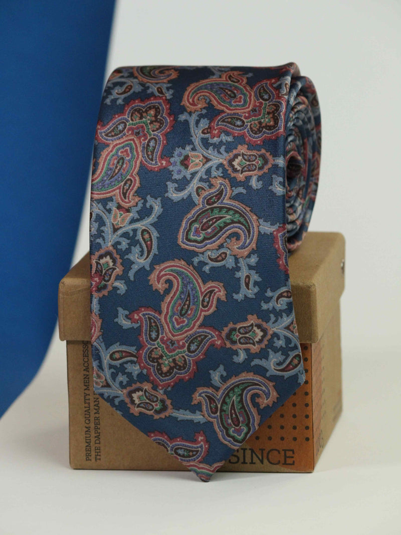 Stagy Necktie