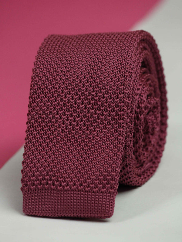 Rogue Pink Solid Knitted Necktie