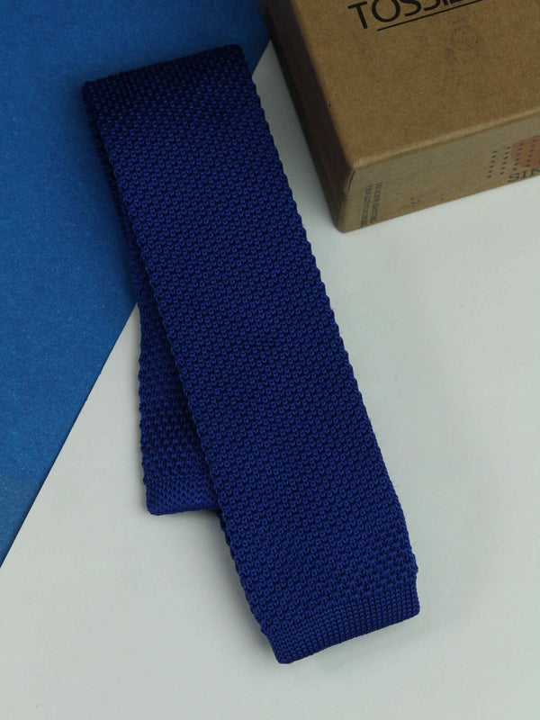 Blue Solid Knitted Necktie