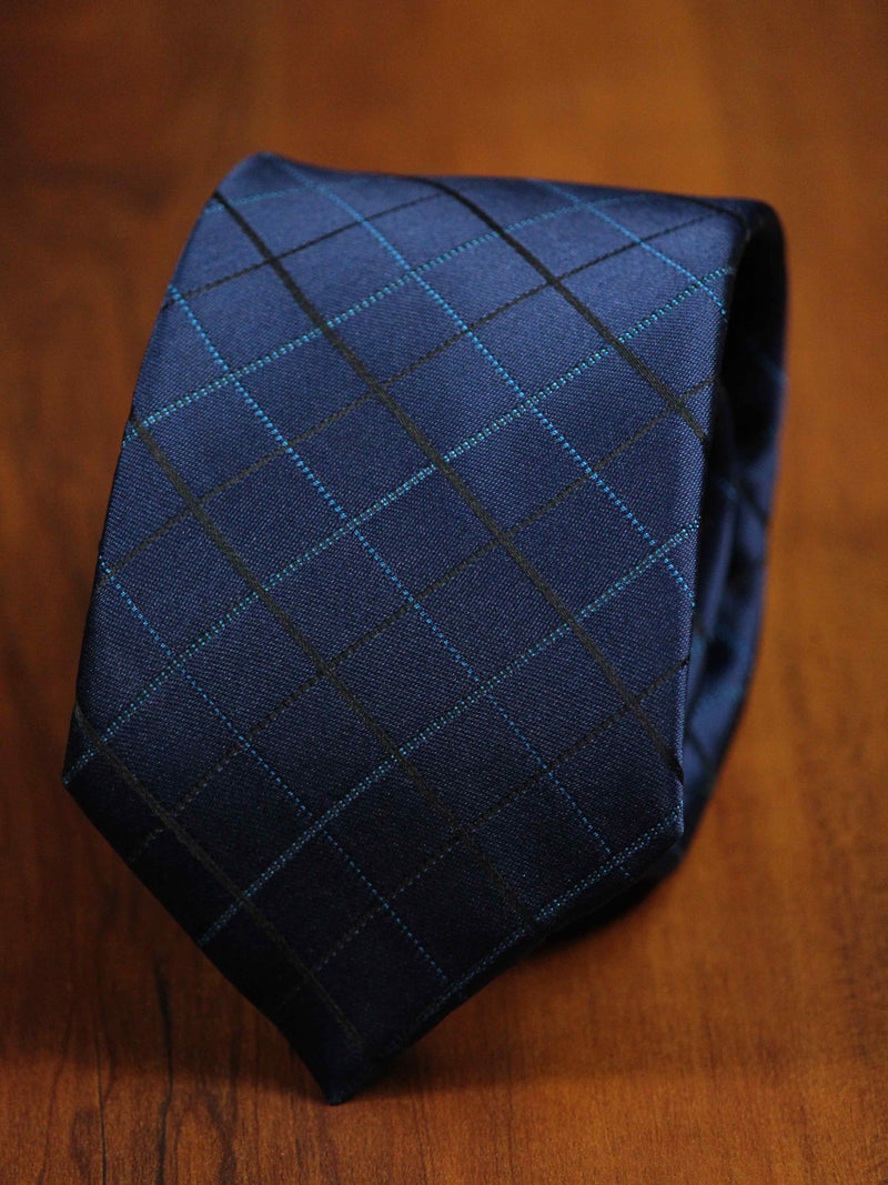 Blue Check Necktie & Pocket Square Giftset
