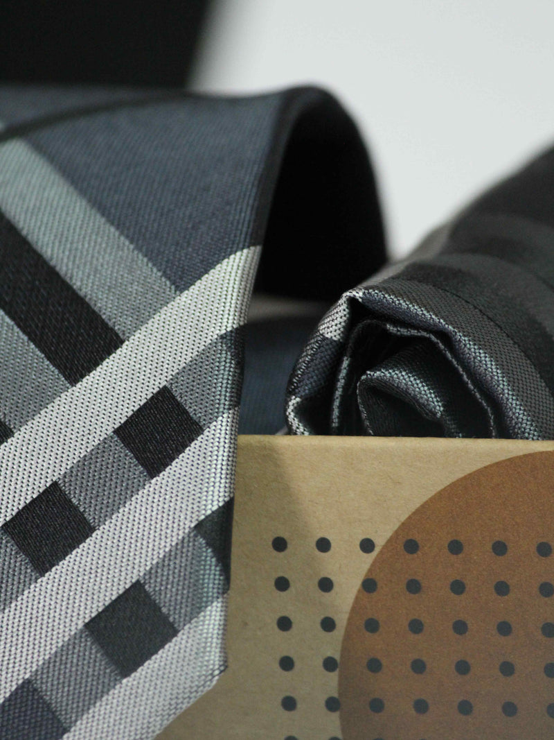 Grey Check Necktie & Pocket Square Giftset