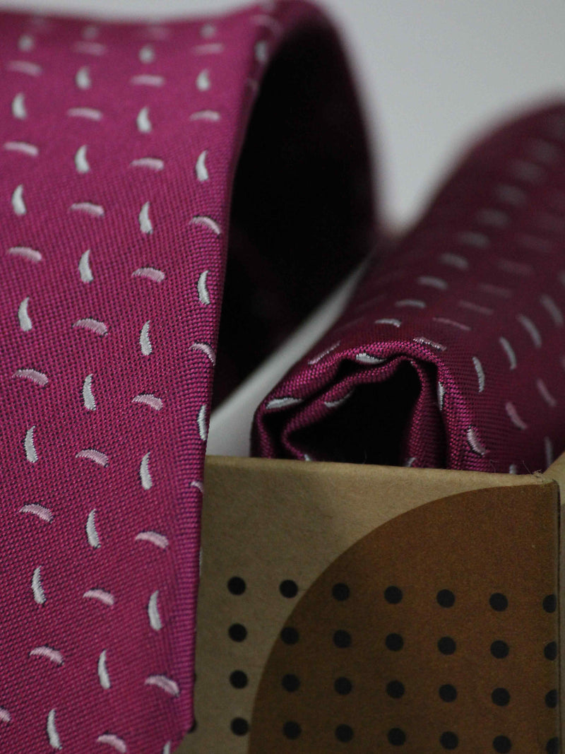 Pink Geometric Necktie & Pocket Square Giftset