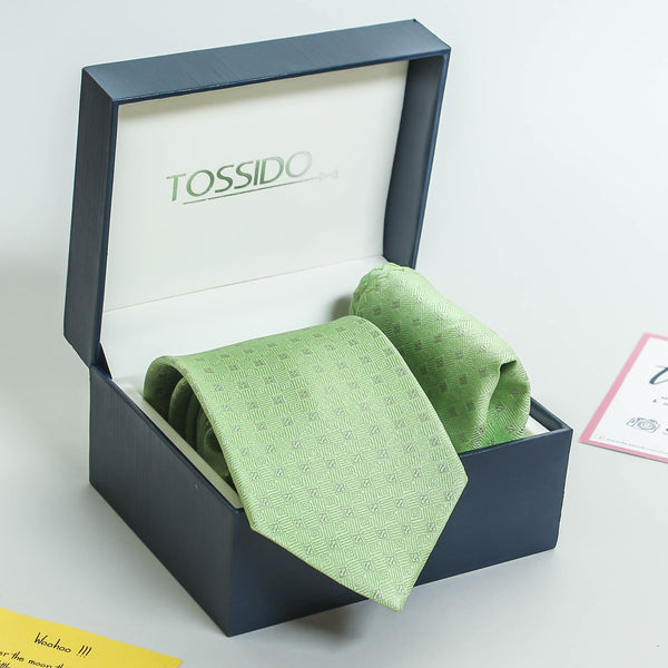 Green Geometric Necktie & Pocket Square Giftset