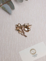 Amber Enamel Vine Leaves Pearl Brooch - TOSSIDO