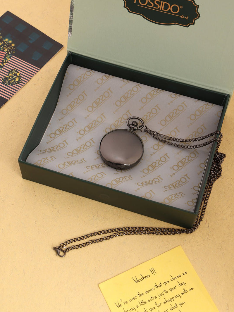 Antique Black Pocket Watch with Chain – A Vintage Statement Piece - TOSSIDO