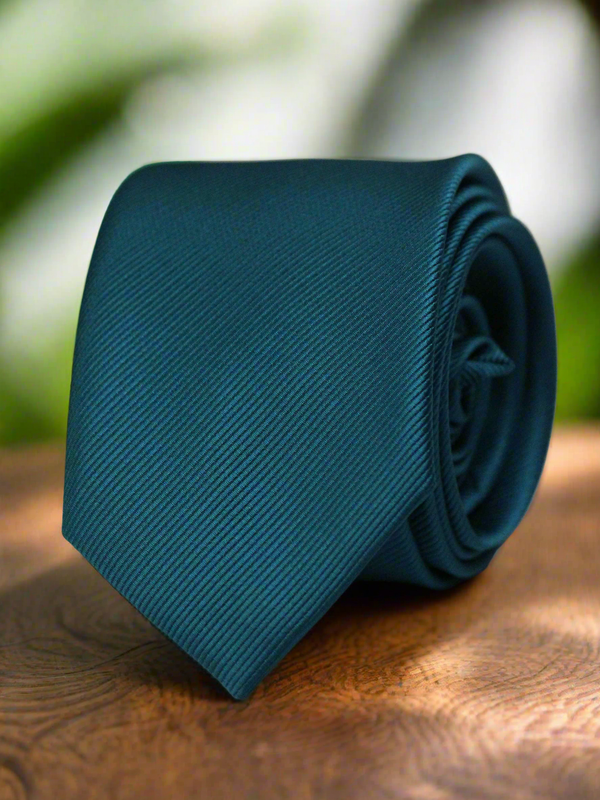 Effulgent Skinny Necktie