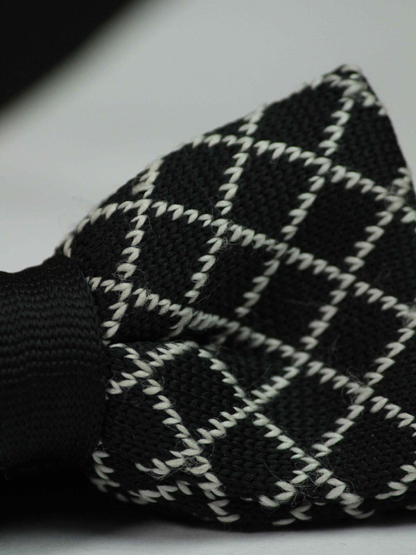Black Checkered Knitted Bow Tie - TOSSIDO