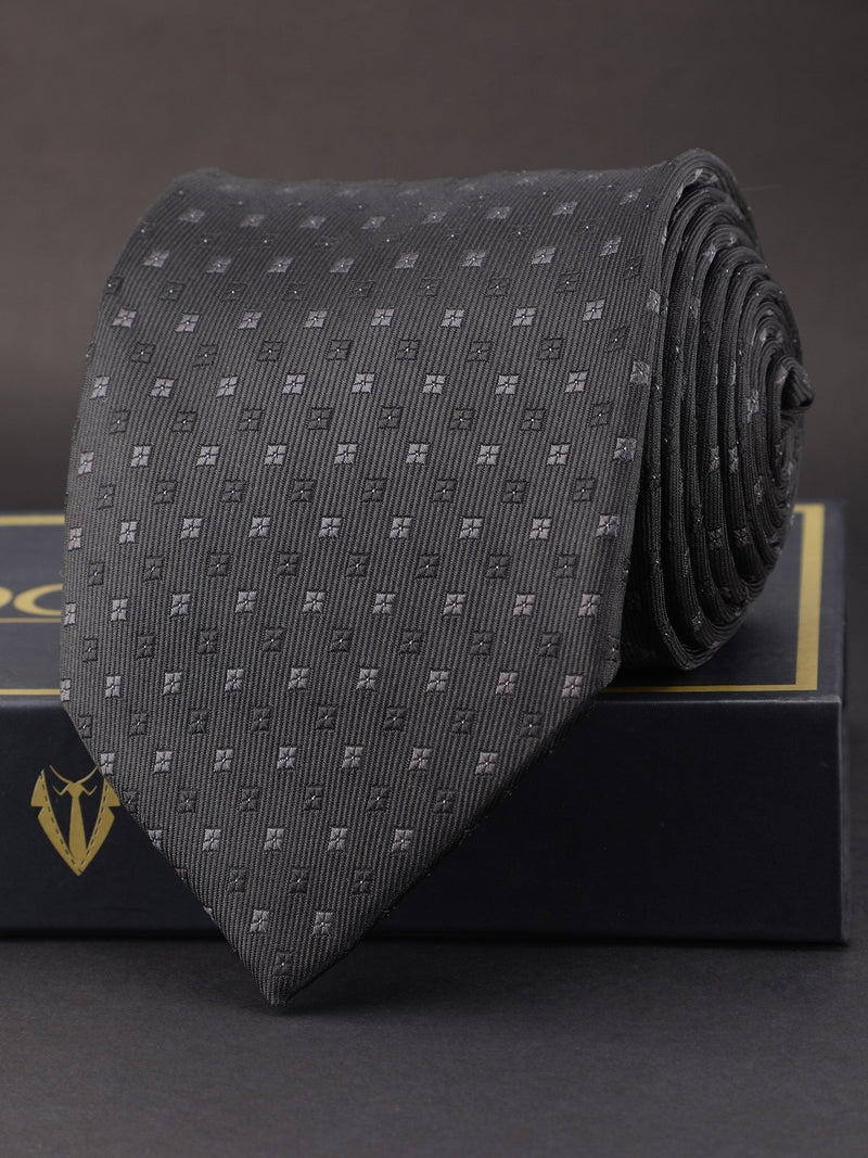 Black Geometric Broad Necktie - TOSSIDO